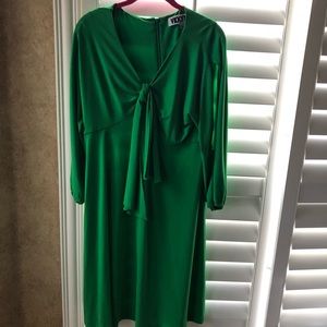 Green Vicky tile dress size large
